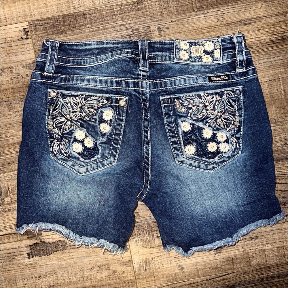 Mid Rise Mid Shorts - Miss Me